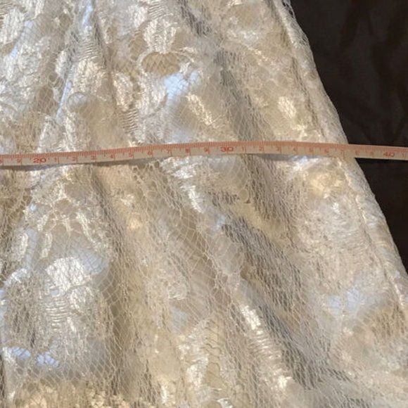 Formal Dress - Picture 9 of 11